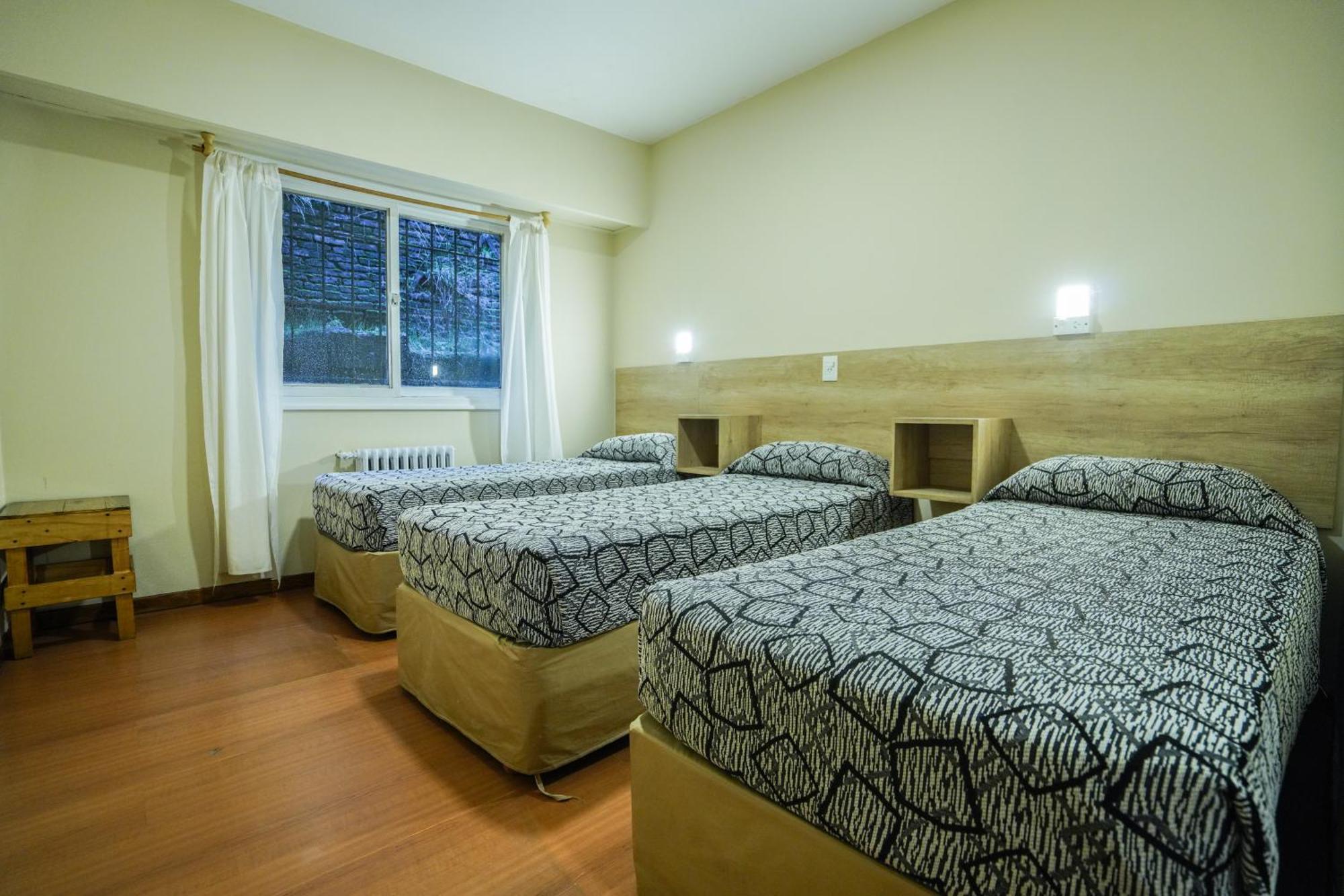 Tangoinn Hostel Downtown San Carlos de Bariloche Bilik gambar