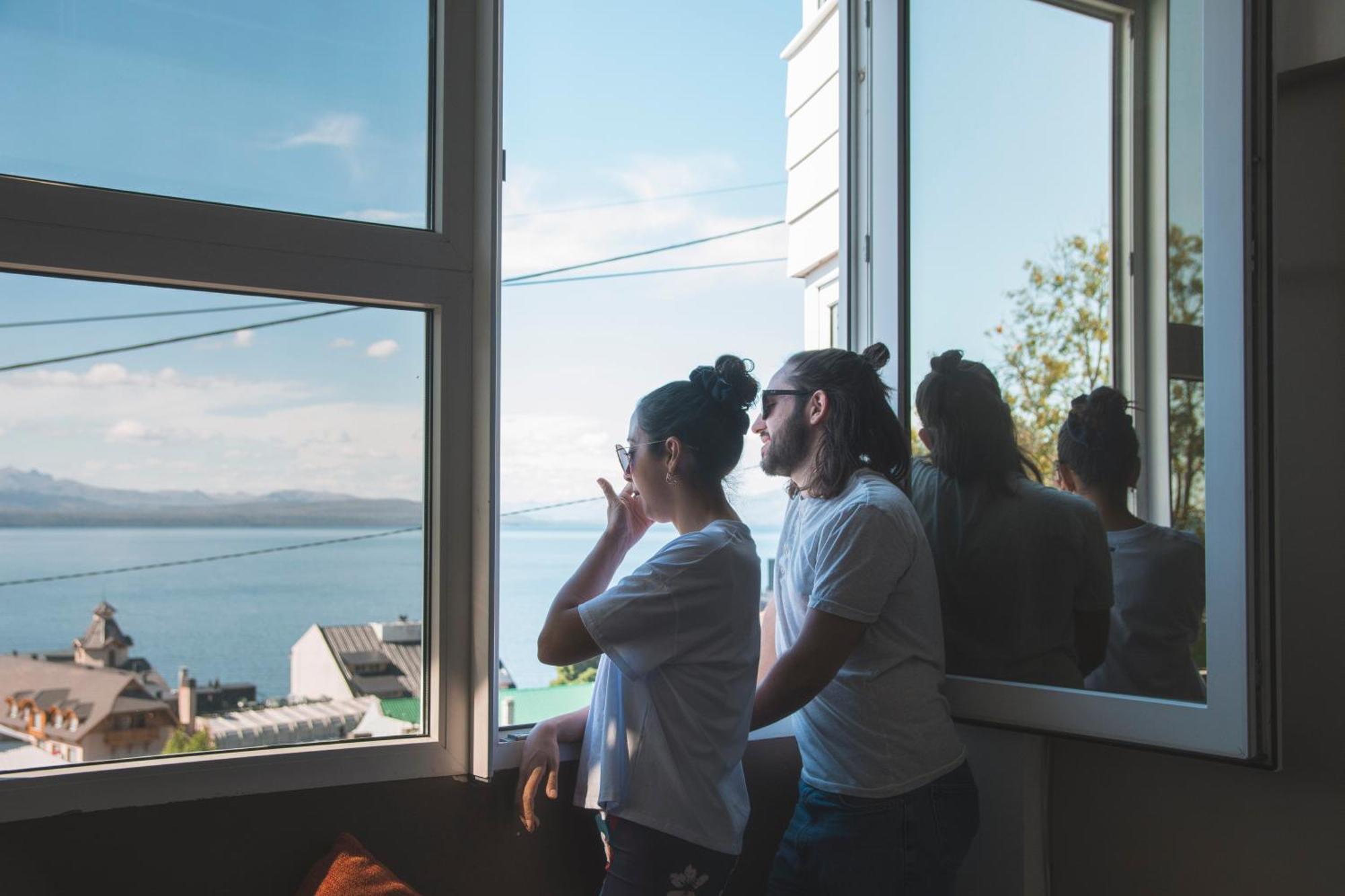 Tangoinn Hostel Downtown San Carlos de Bariloche Bilik gambar